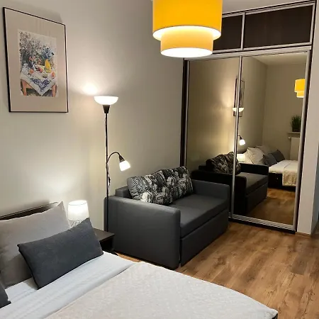 Rondo Daszynskiego Sweet * Varšava