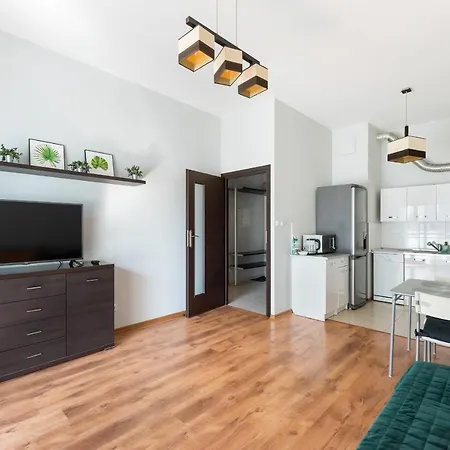 Rondo Daszynskiego Sweet